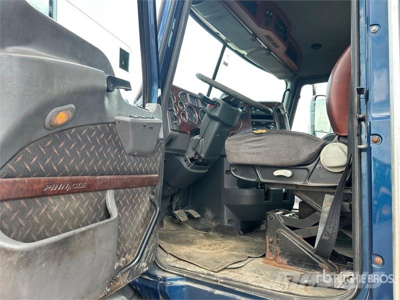 Mack CXU613 Sattelzugmaschinen