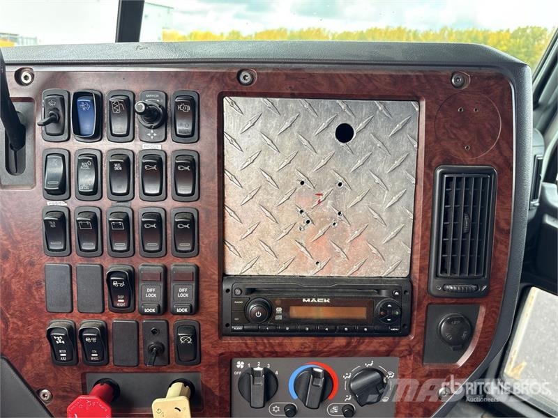 Mack CXU613 Ciągniki siodłowe