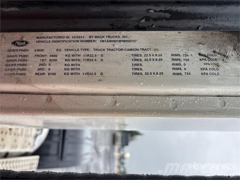 Mack CXU613 Truck Tractor Units