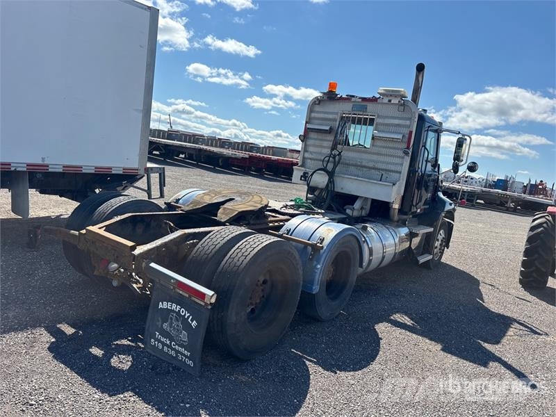 Mack CXU613 Autotractoare