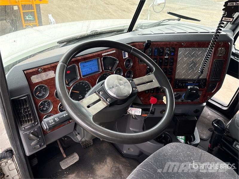 Mack CXU613 Sattelzugmaschinen