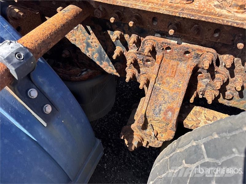 Mack CXU613 Autotractoare