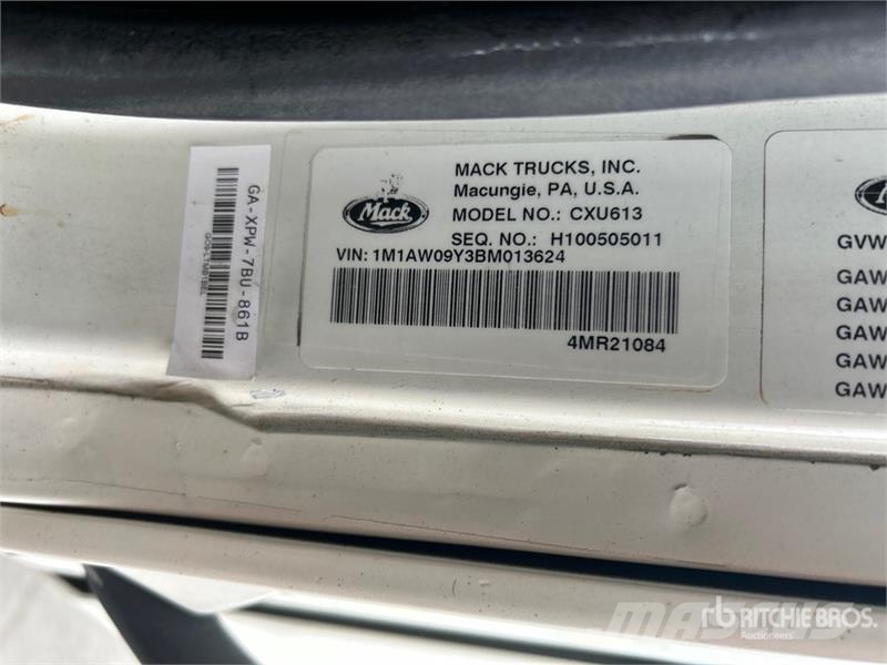 Mack CXU613 Tractor Units