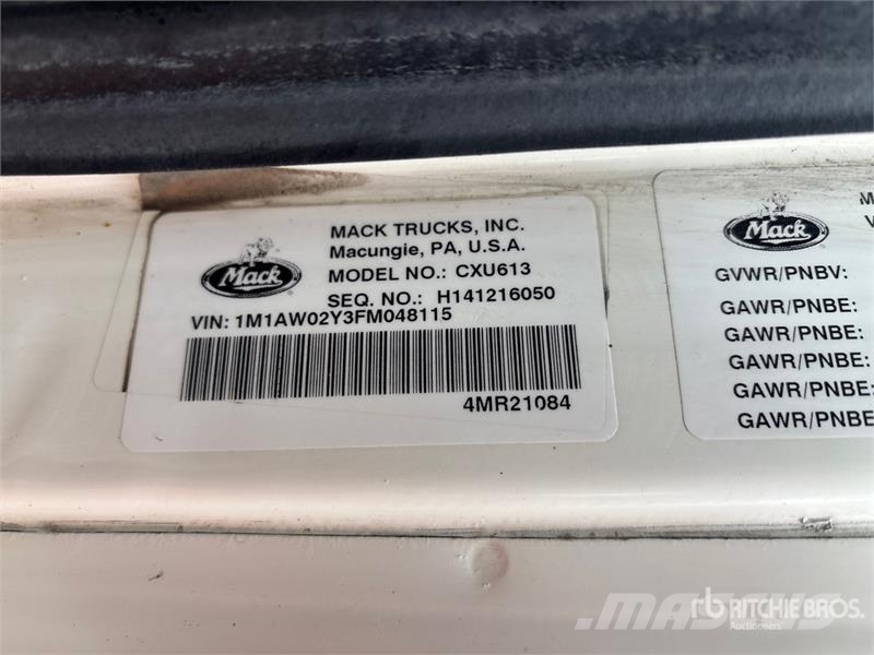 Mack CXU613 트랙터 유닛