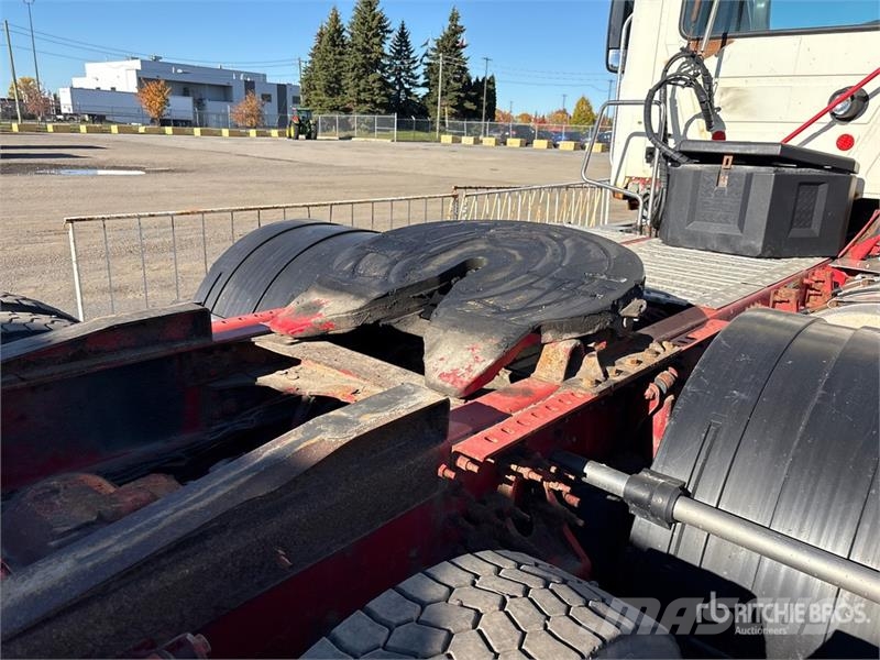 Mack CXU613 وحدات الجر