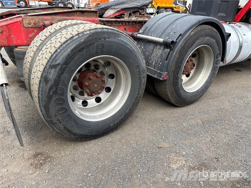 Mack CXU613 Trekkvogner