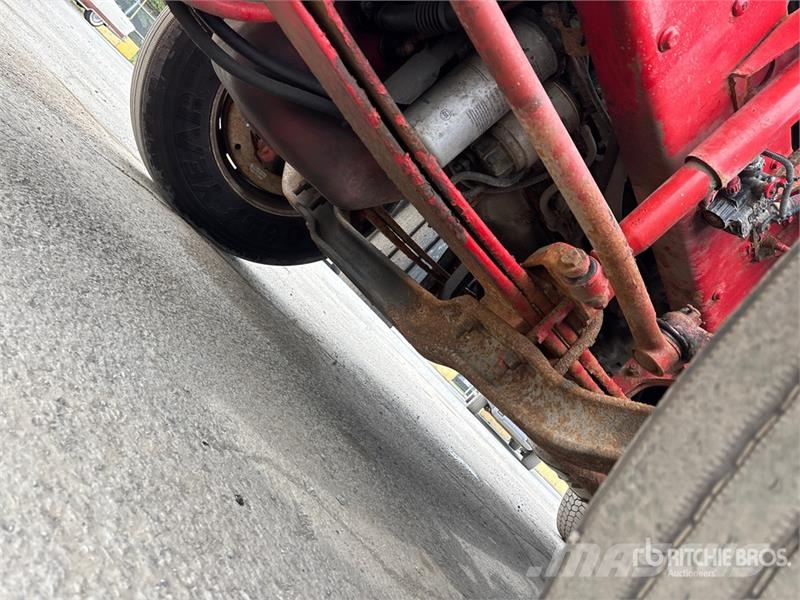 Mack CXU613 트랙터 유닛