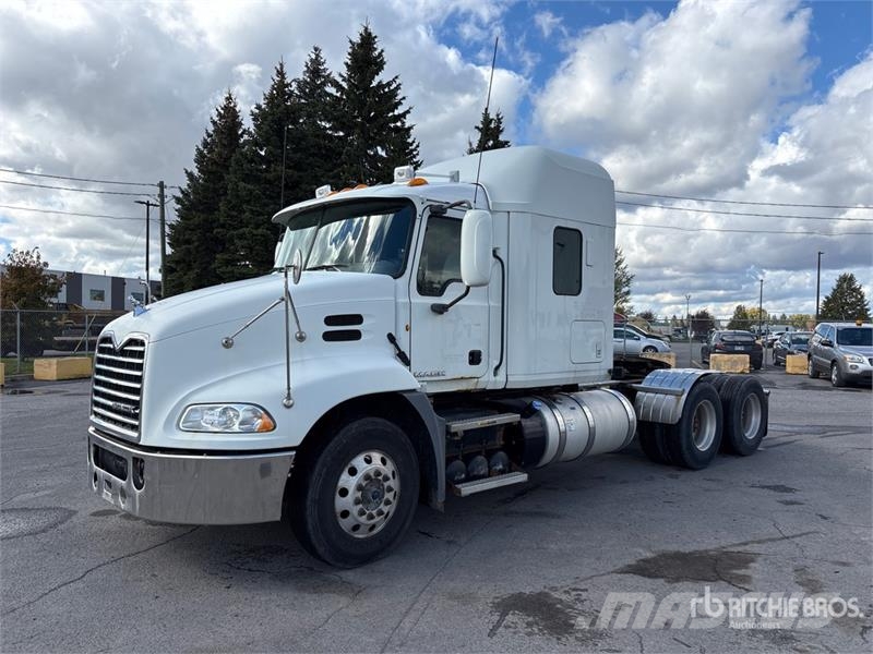 Mack CXU613 Ciągniki siodłowe