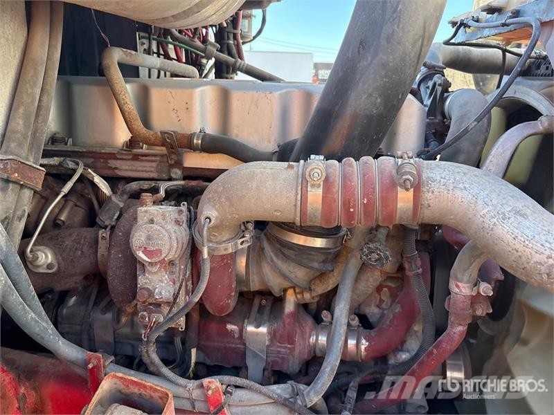 Mack CXU613 Tracteur routier