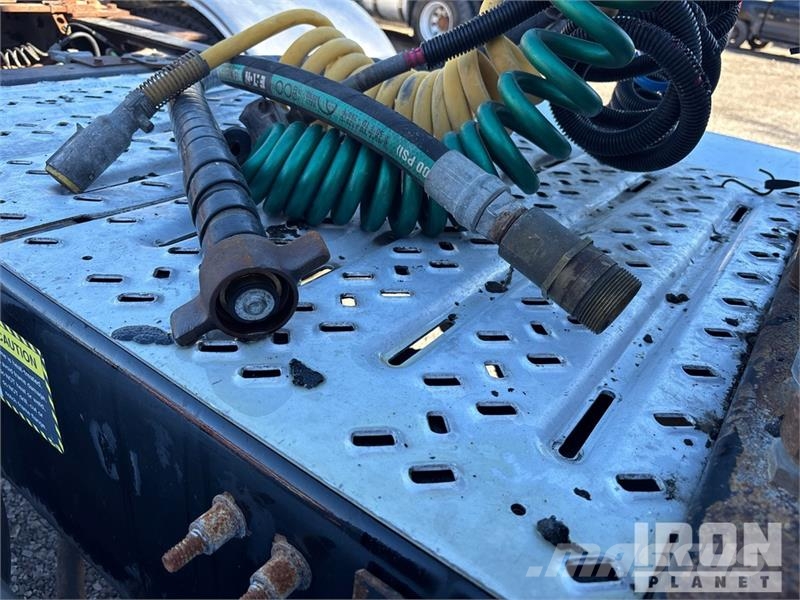 Mack CXU613 Тягачі