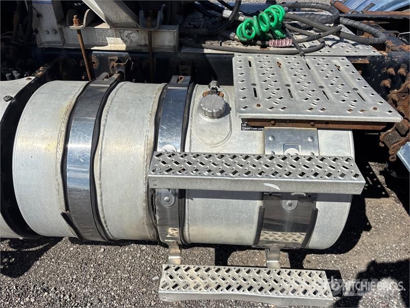 Mack CXU613 Autotractoare