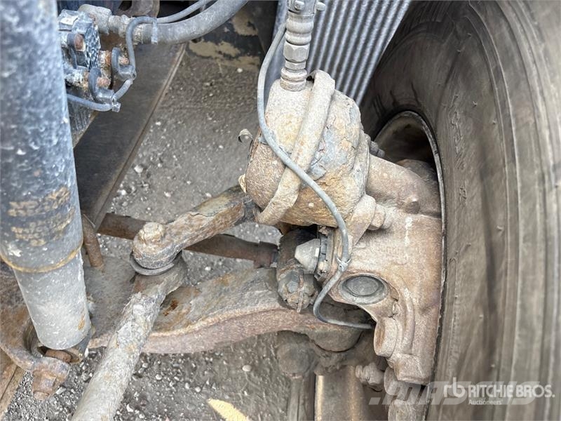 Mack CXU613 Vlačilci