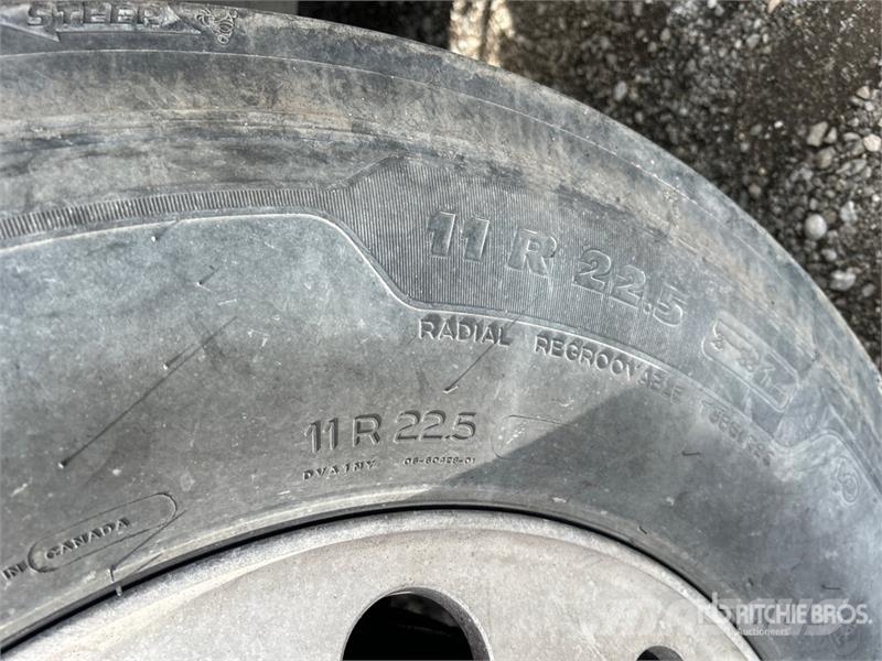 Mack CXU613 Autotractoare