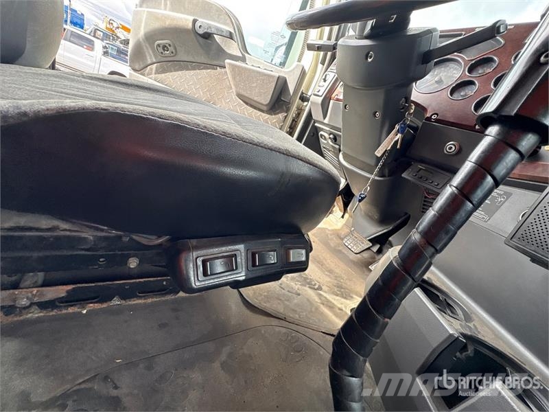 Mack CXU613 Ciągniki siodłowe