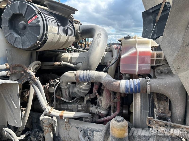 Mack CXU613 Autotractoare