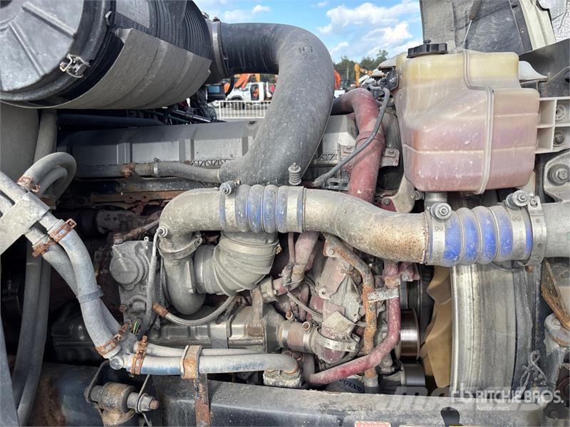 Mack CXU613 Vlačilci