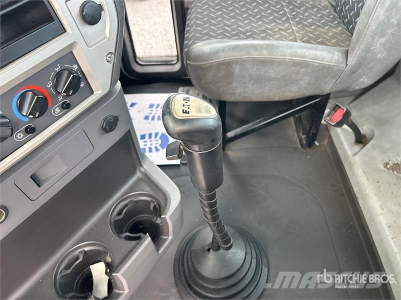 Mack CXU613 Vlačilci