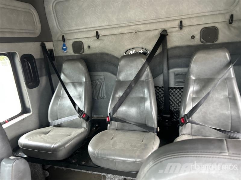 Mack CXU613 Tractor Units