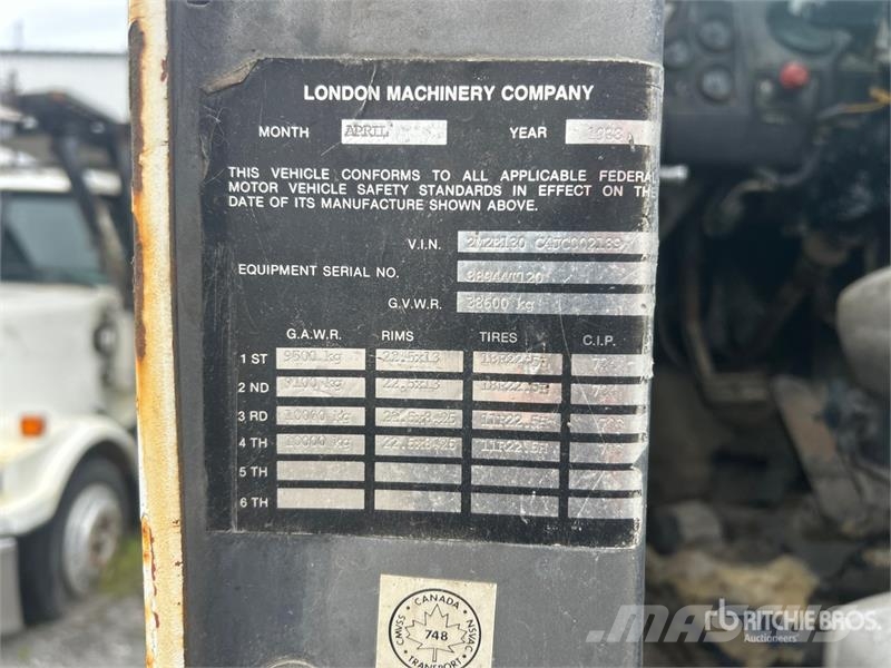 Mack DMM6866EX 6x6 Cab and Chassis (Inoperable) كابينة والداخلية