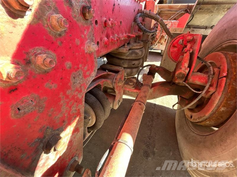 Mack GR64B 8x4 Twin-Steer T/A Dump Truck Tipper trucks