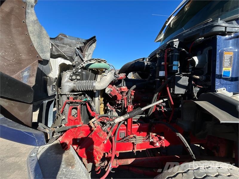 Mack GR64B 8x4 Twin-Steer T/A Dump Truck Tipper trucks