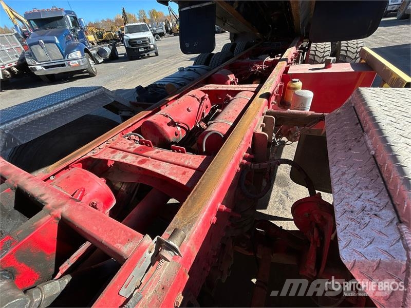 Mack GR64B 8x4 Twin-Steer T/A Dump Truck Tipper trucks