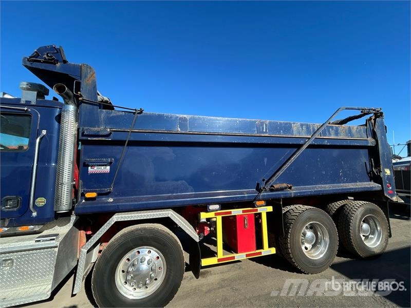 Mack GR64B 8x4 Twin-Steer T/A Dump Truck Tipper trucks