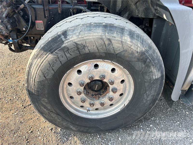 Mack Granite 傾卸式卡車