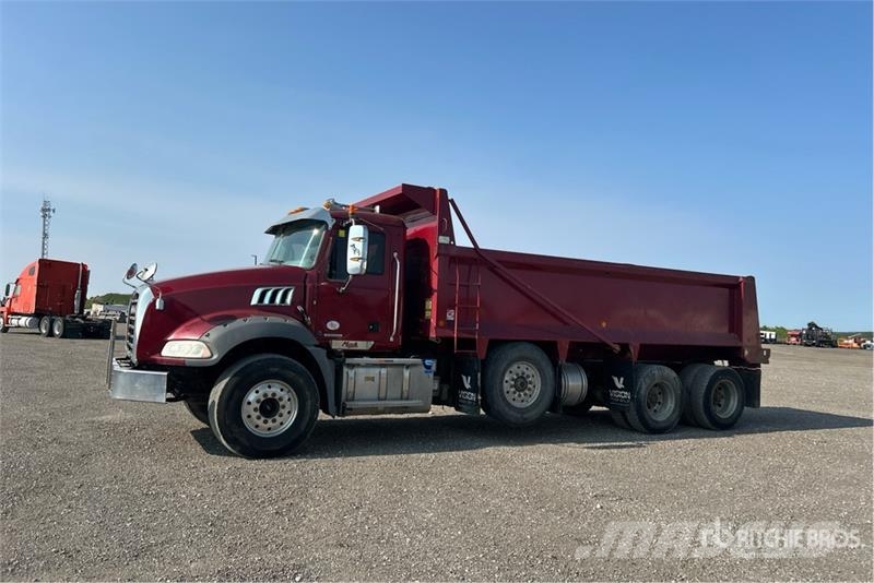 Mack Granite 傾卸式卡車