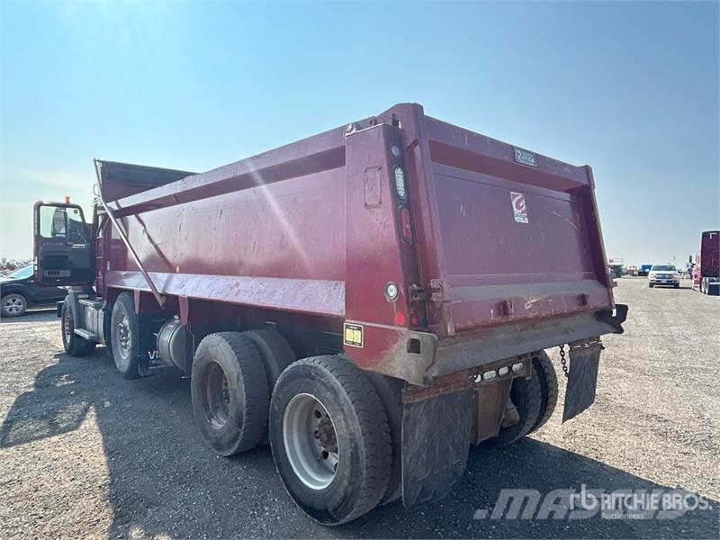 Mack Granite 傾卸式卡車