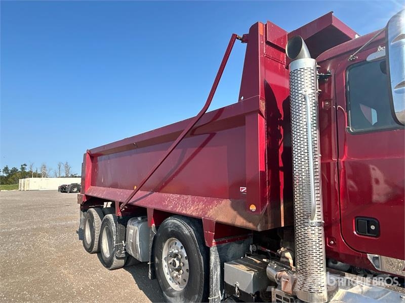 Mack Granite 傾卸式卡車