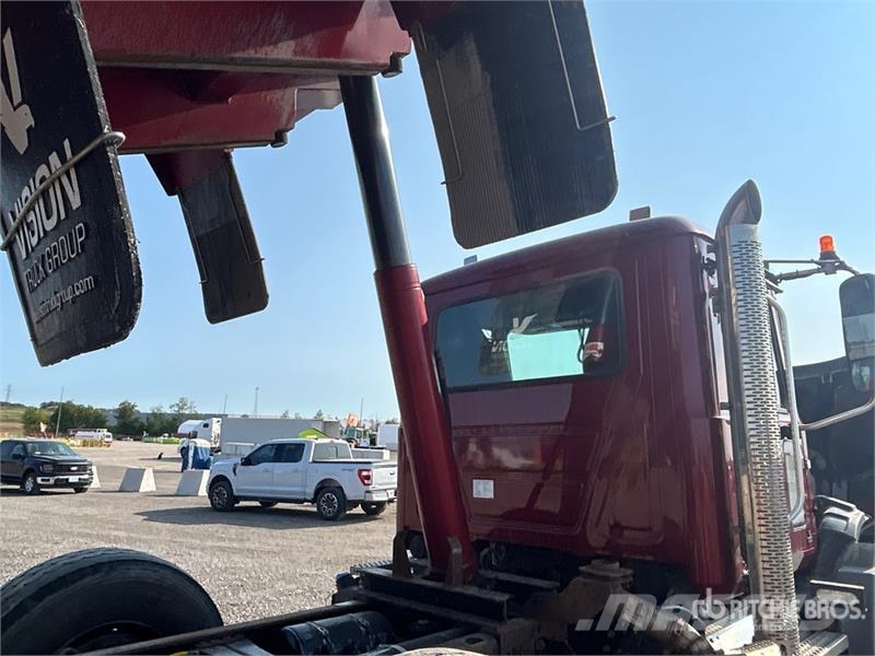 Mack Granite 傾卸式卡車