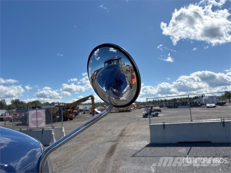 Mack Granite 8x4 Twin-Steer T/A Dump Truck Lastbiler med tip