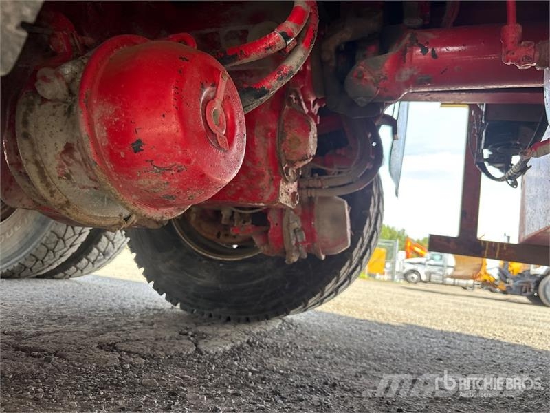 Mack Granite 8x4 Twin-Steer T/A Dump Truck Kipper