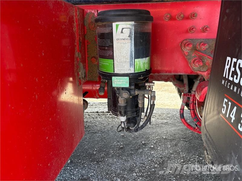 Mack Granite 8x4 Twin-Steer T/A Dump Truck Lastbiler med tip