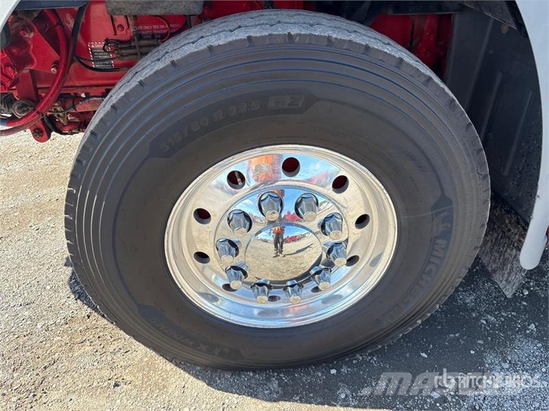 Mack Granite 8x4 Twin-Steer T/A Dump Truck Lastbiler med tip