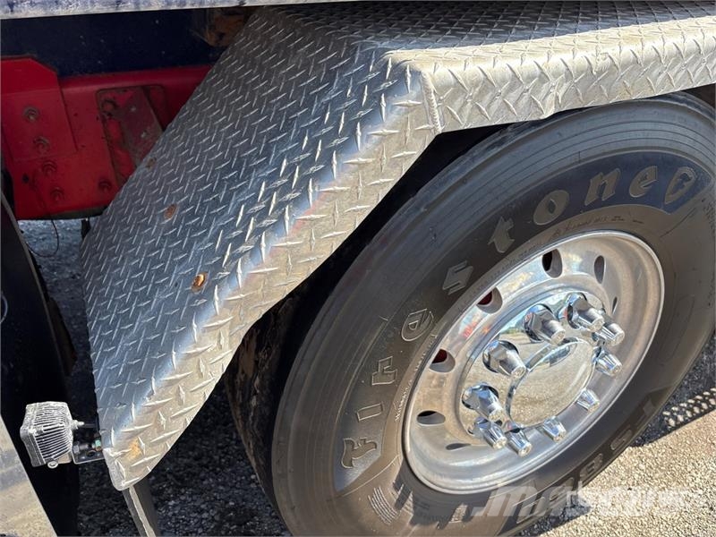 Mack Granite 8x4 Twin-Steer T/A Dump Truck Lastbiler med tip