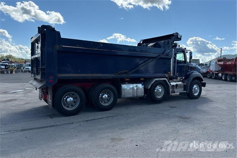 Mack Granite 8x4 Twin-Steer T/A Dump Truck Lastbiler med tip