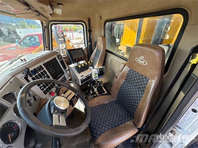 Mack GU700 6x4 Snow Plow Truck 시립/다목적 차량