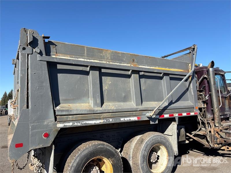 Mack GU713 6x4 Snow Plow Truck Municipal / general purpose vehicles
