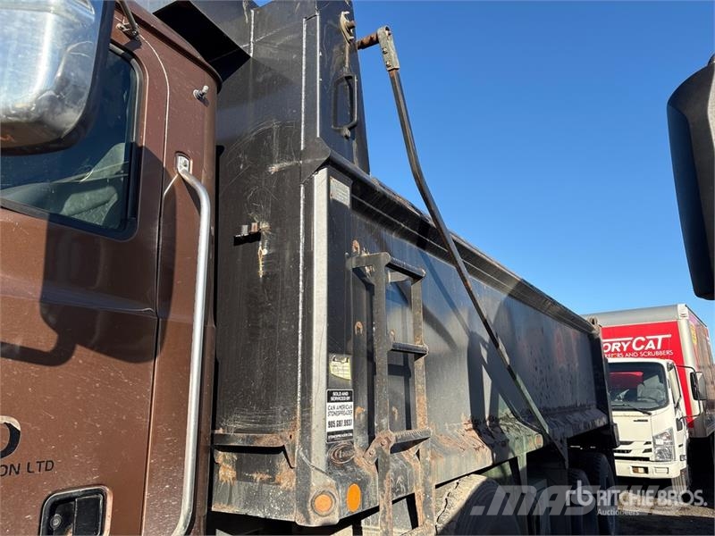 Mack GU813 Tipper trucks