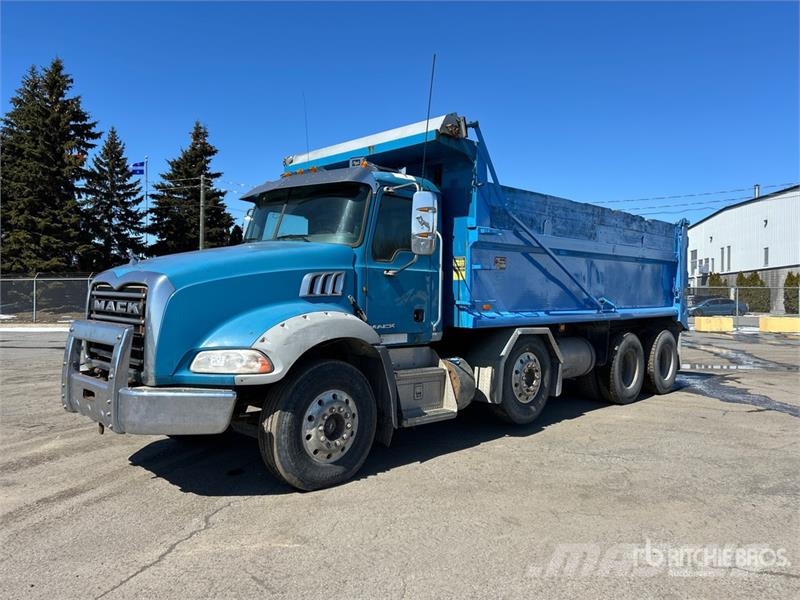 Mack GU813 Tipper trucks