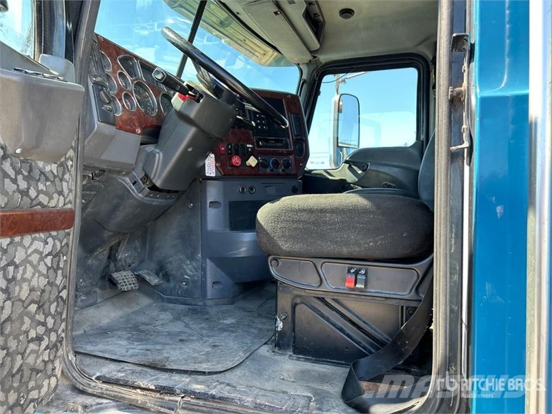 Mack GU813 Kiper tovornjaki