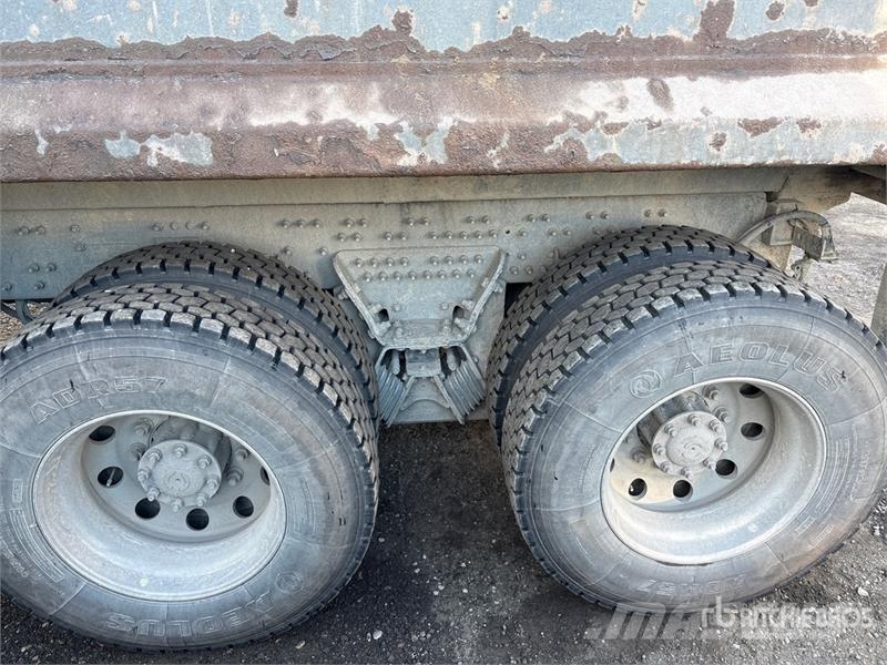 Mack GU813 Tipper trucks
