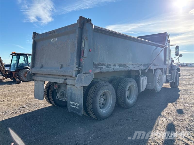 Mack GU813 Tipper trucks