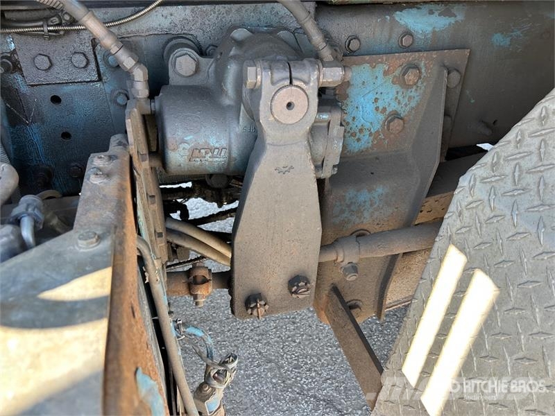 Mack GU813 Kiper tovornjaki