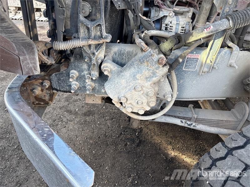 Mack GU813 Tipper trucks