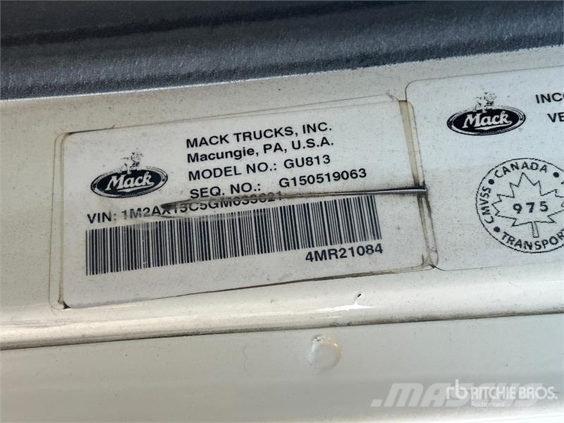 Mack GU813 6x4 Cab and Chassis Кабины