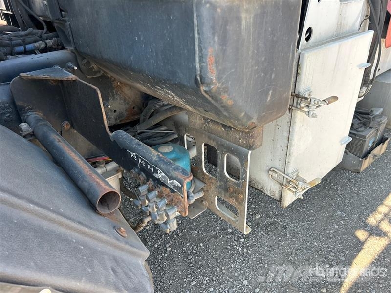 Mack LEU (TerraPro) 6x4 Side Loader Waste Collection Tr Camion dei rifiuti