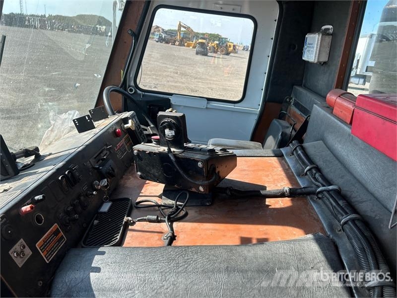 Mack LEU (TerraPro) 6x4 Side Loader Waste Collection Tr Camion dei rifiuti